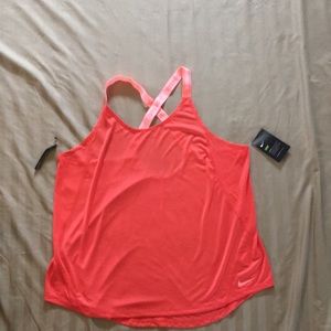 Nike Training Top Size 1X